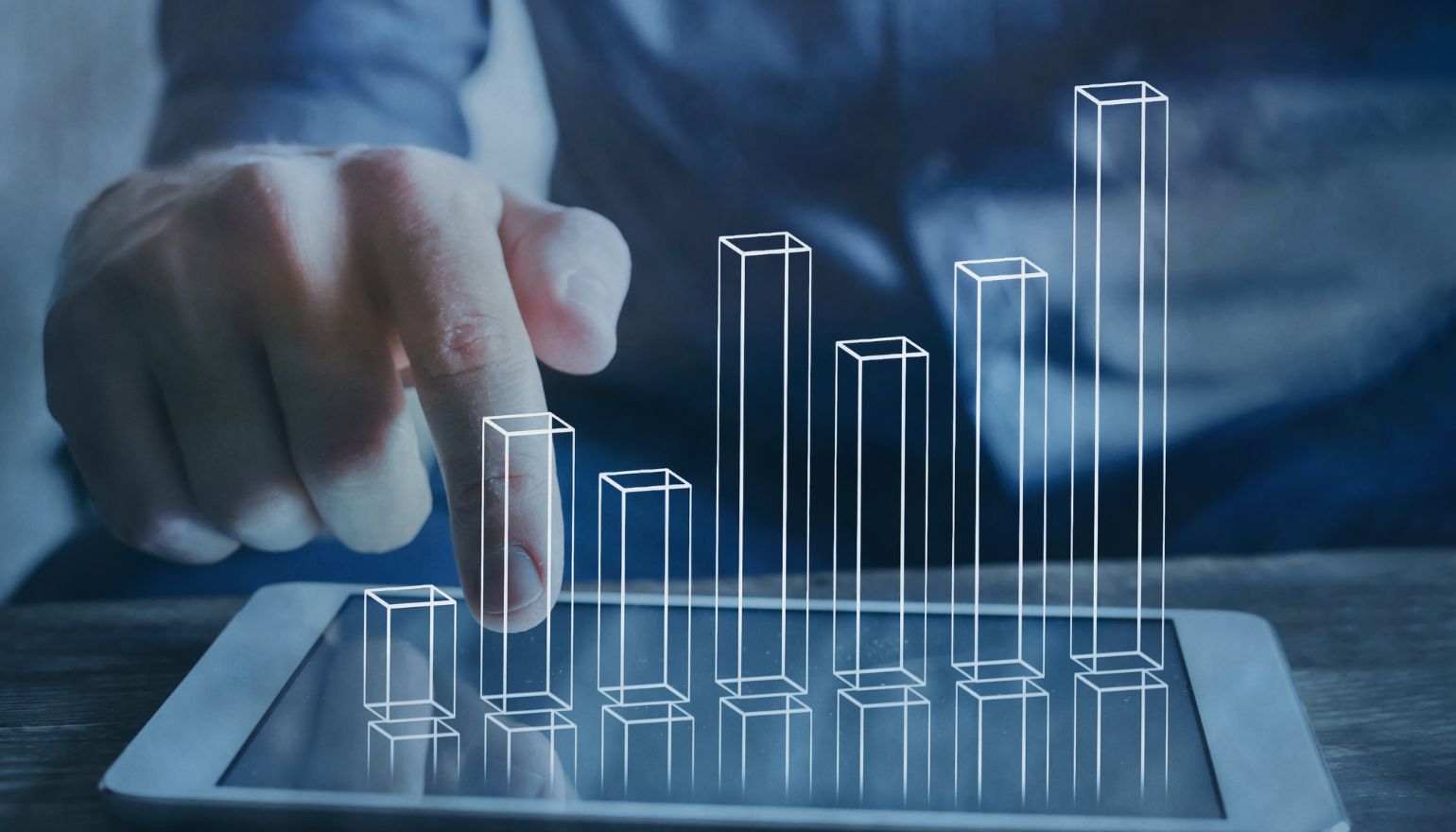 Image of Financial Health and Strategic Opps in the UK: How Do Law Firms Maintain a Competitive Advantage?